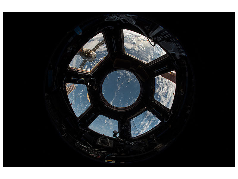 canvas-print-a-look-from-the-iss