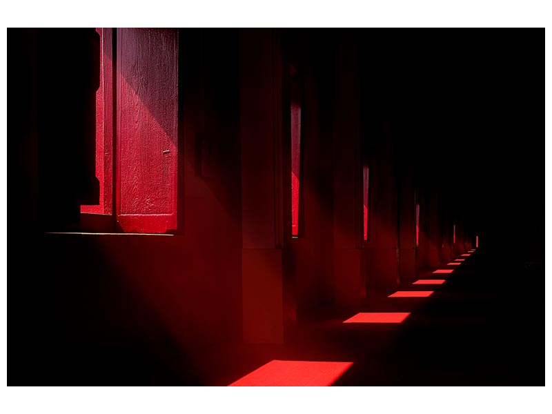 canvas-print-in-the-red-temple-x