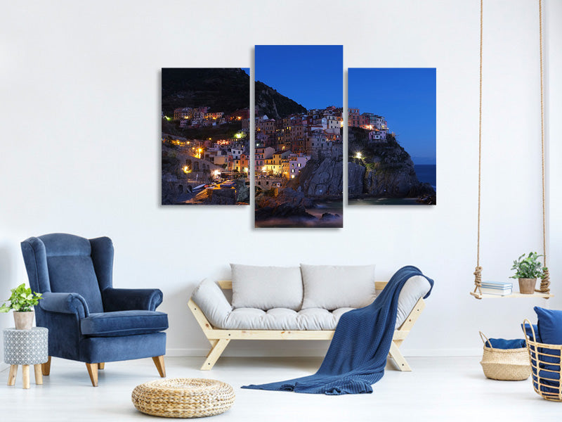 modern-3-piece-canvas-print-at-night-in-cinque